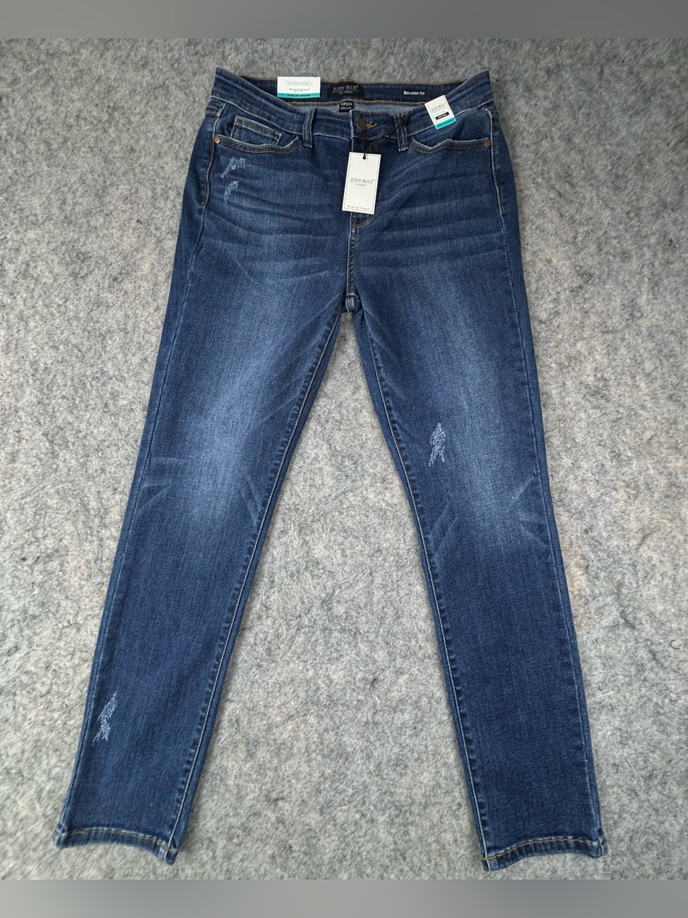 Judy Blue | Everyday Essential Relaxed Fit | Mid Rise | Dark Wash | Size 13/31